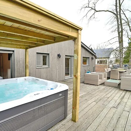 Дом отдыха Chateau Beychevelle *